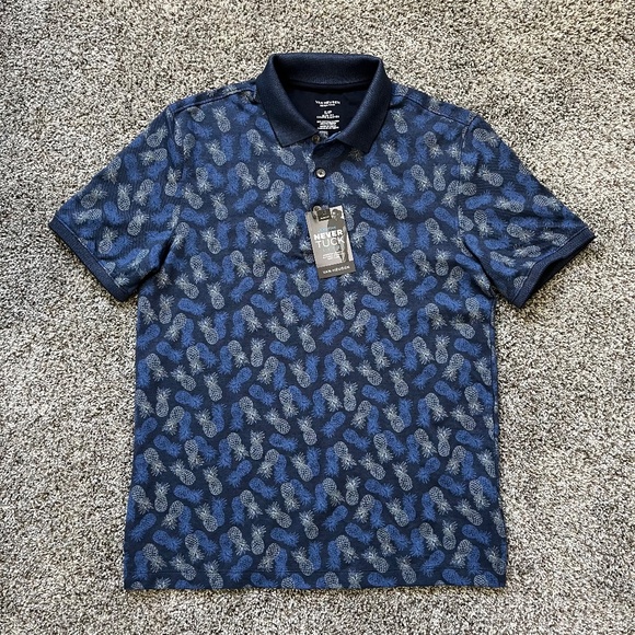 For the perfect untucked look! Van Heusen Men's size S/P Slim fit - Picture 11 of 13